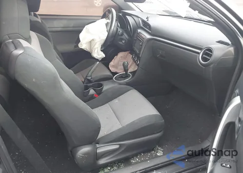 2015 Scion Tc z USA, uszkodzony, nr VIN JTKJF5C71FJ006328